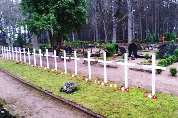 Brīvības cīnītāju atdusas vietas.